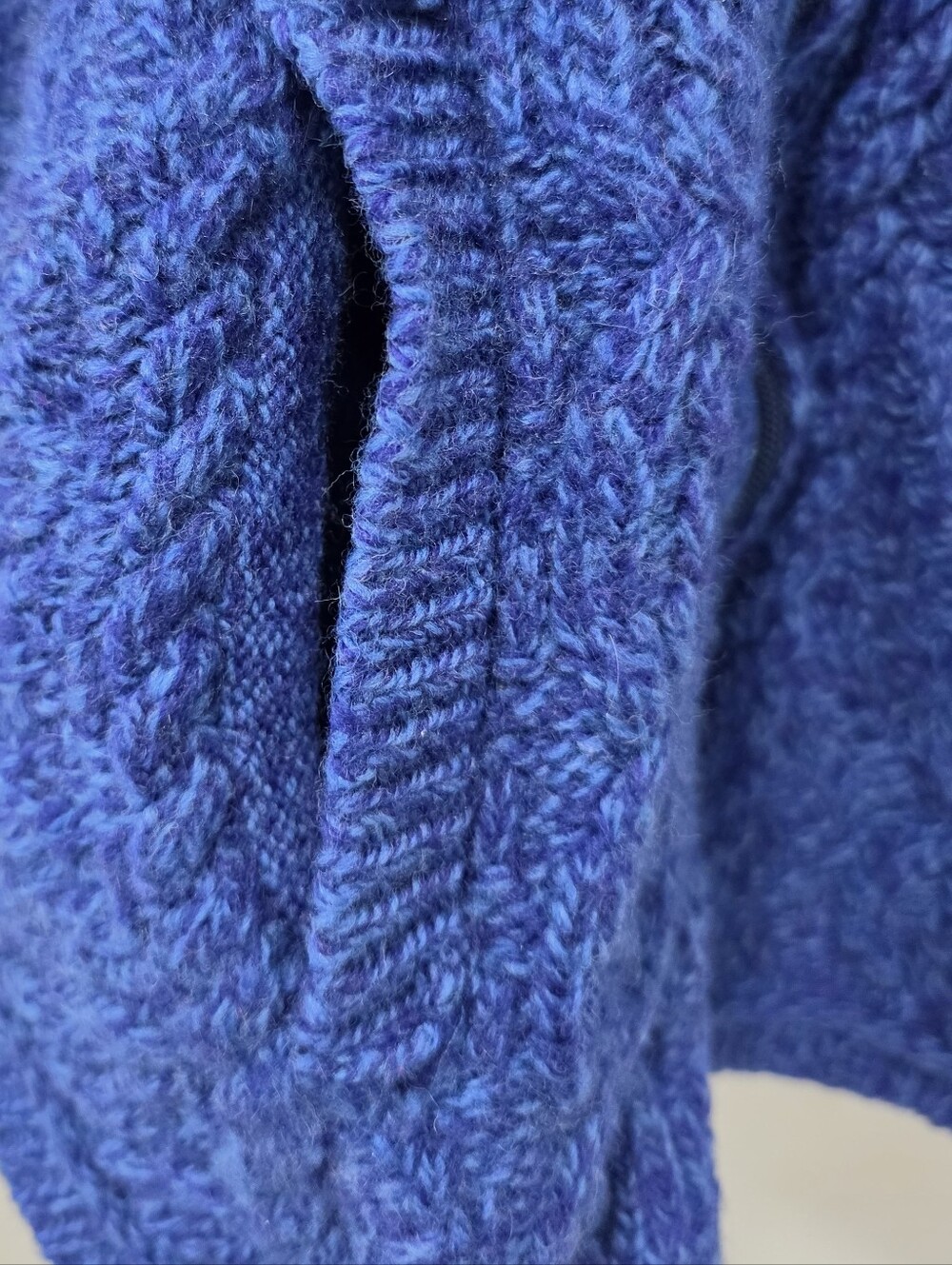 Aran Crafts 100% Merino Wool Cable Knit Zip Poncho Vest Blue, Size M - Picture 5 of 9